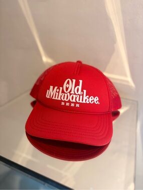 Vintage old Milwaukee beer trucker hat